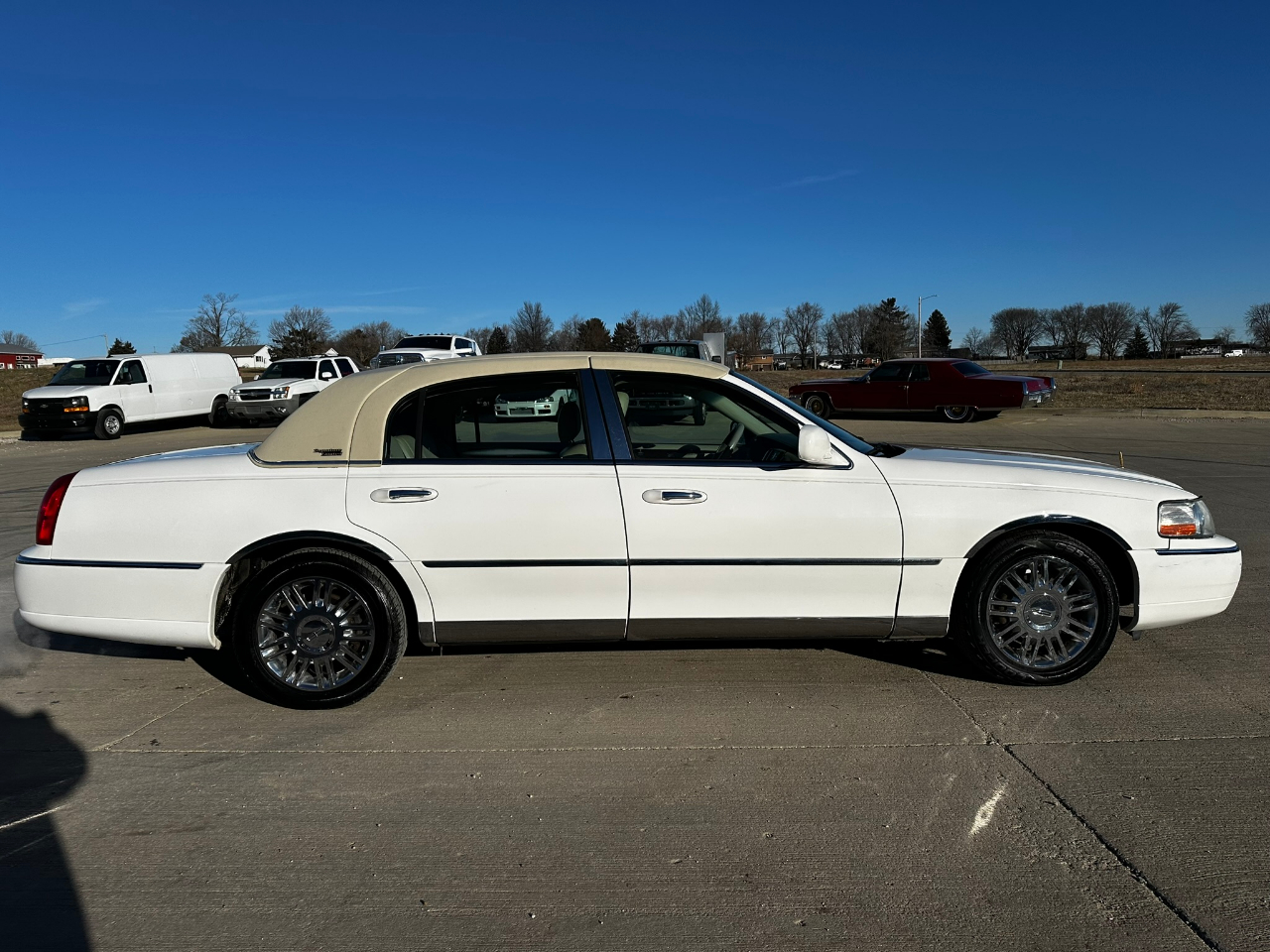 Lincoln Town Car 4dr Sdn Signature Limited 2006