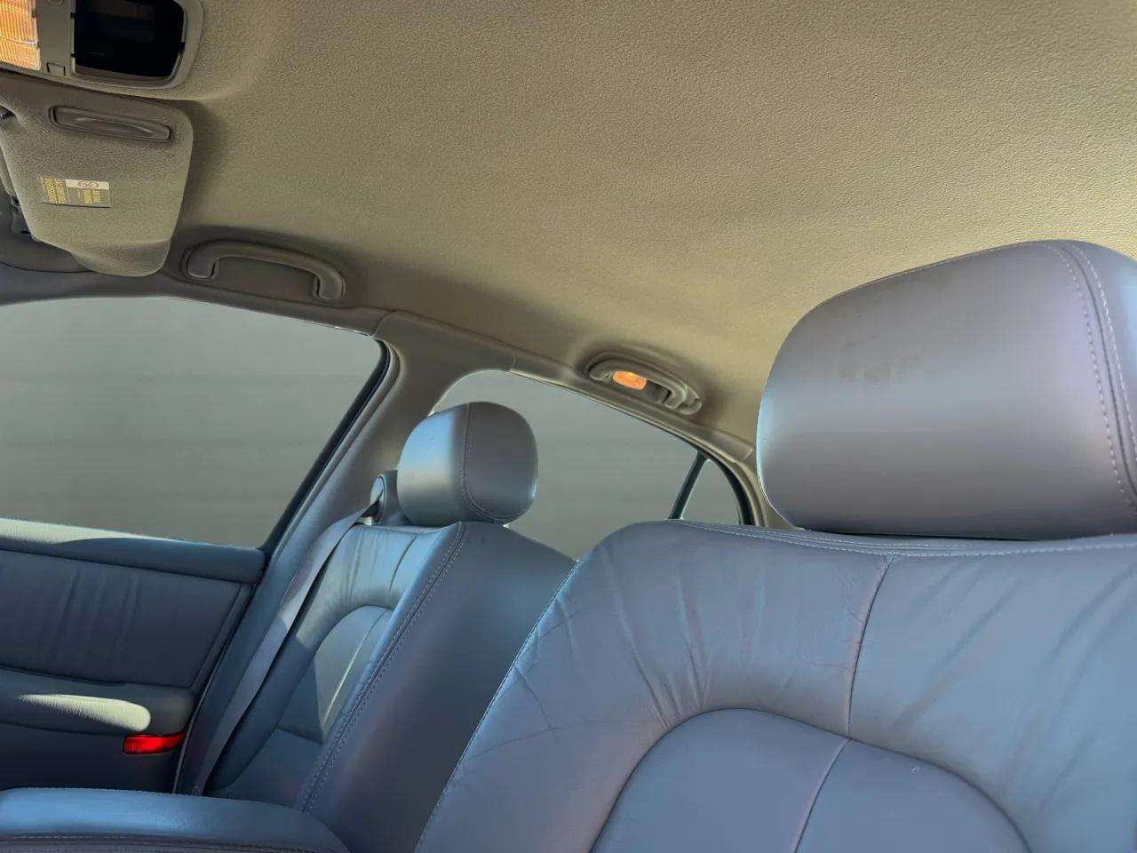 Buick Park Avenue 4dr Sdn 2004