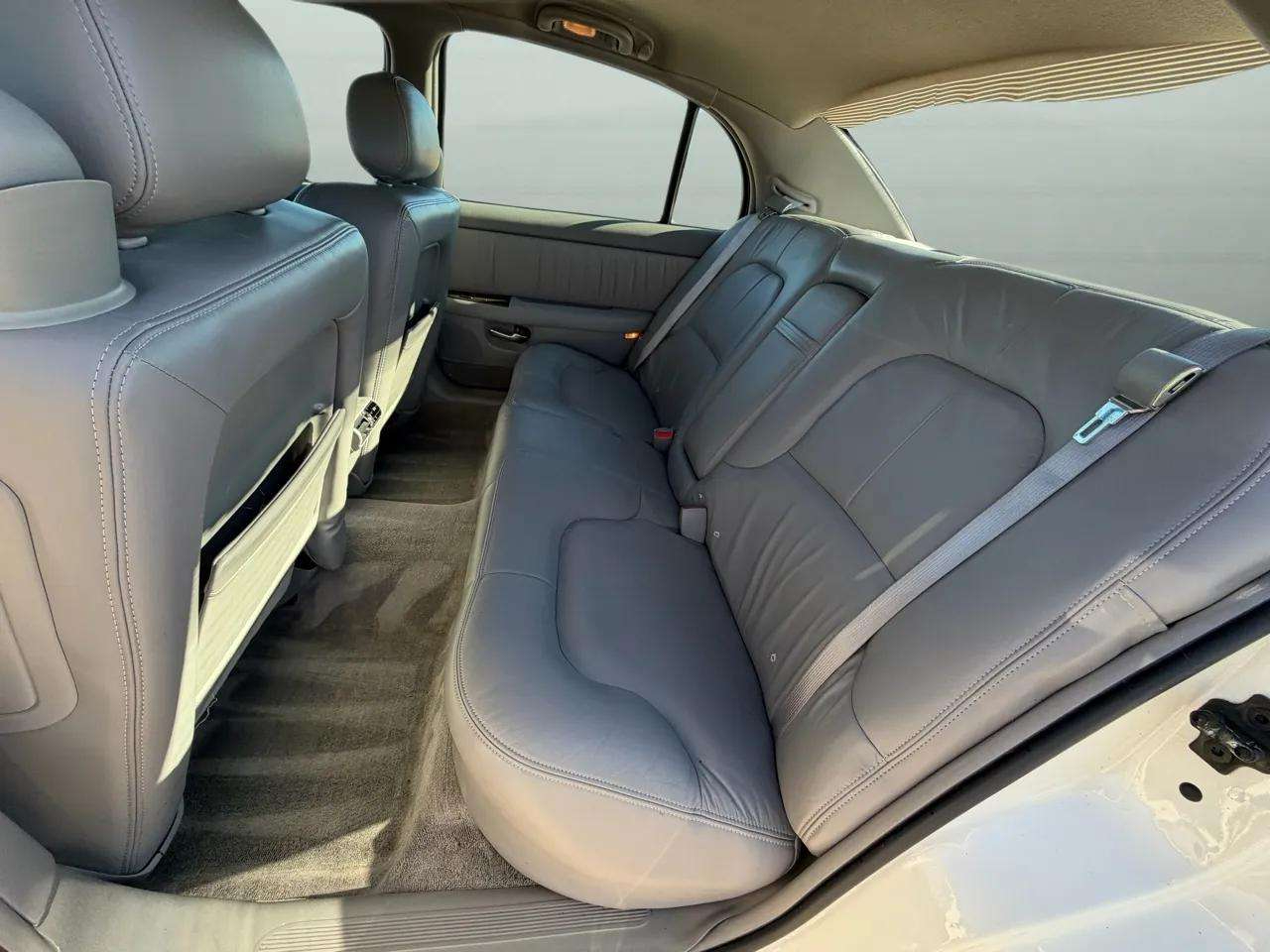 Buick Park Avenue 4dr Sdn 2004