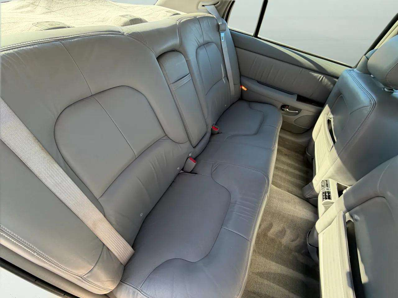 Buick Park Avenue 4dr Sdn 2004