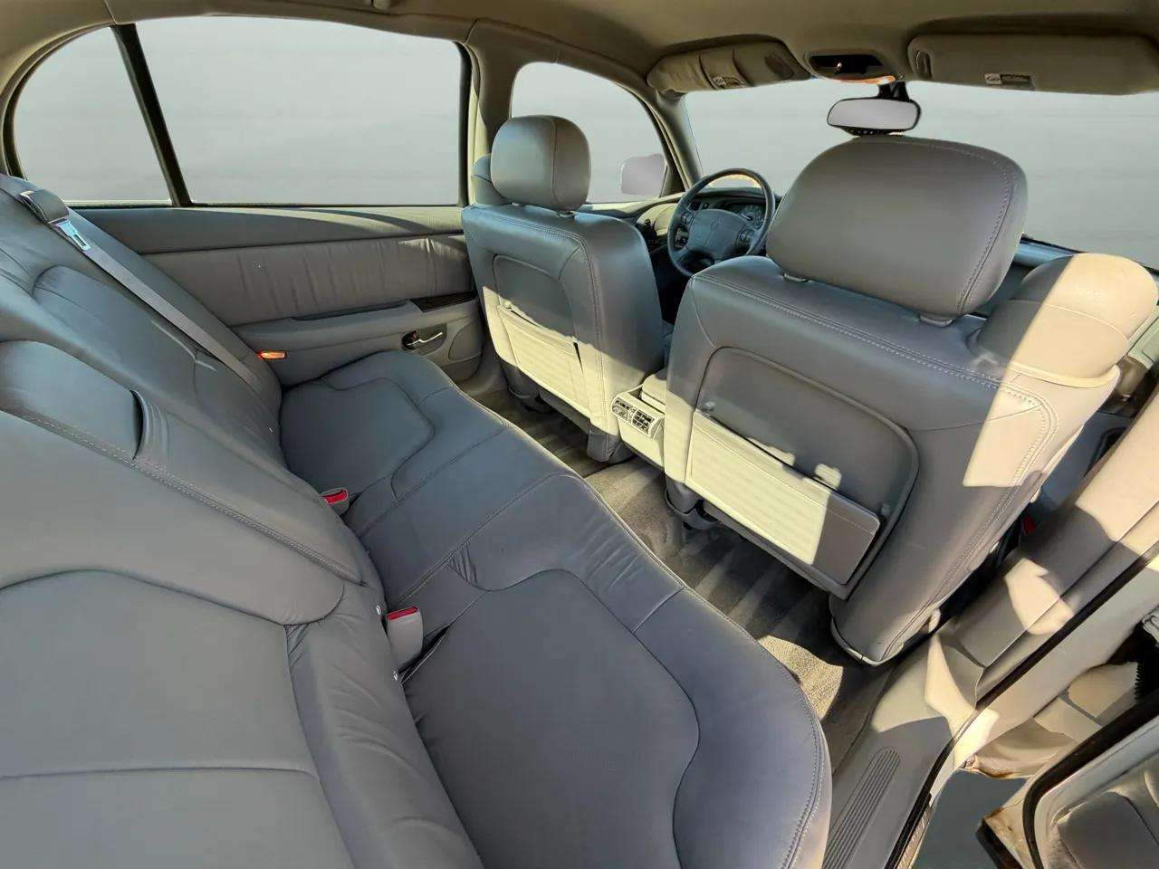 Buick Park Avenue 4dr Sdn 2004