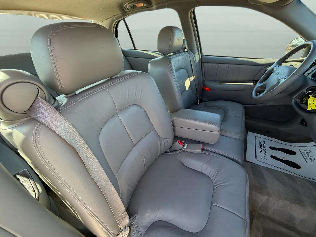 Buick Park Avenue 4dr Sdn 2004