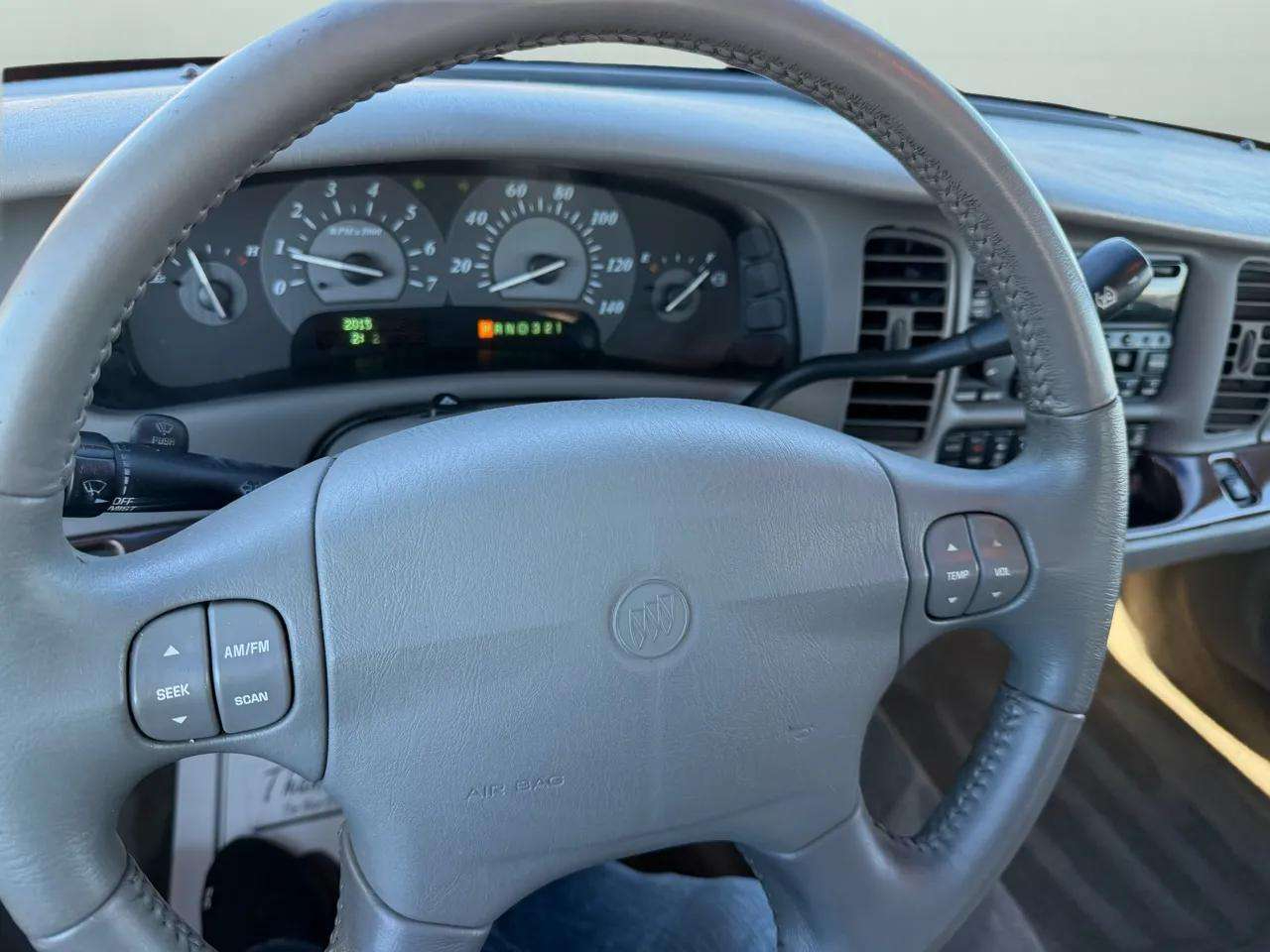 Buick Park Avenue 4dr Sdn 2004