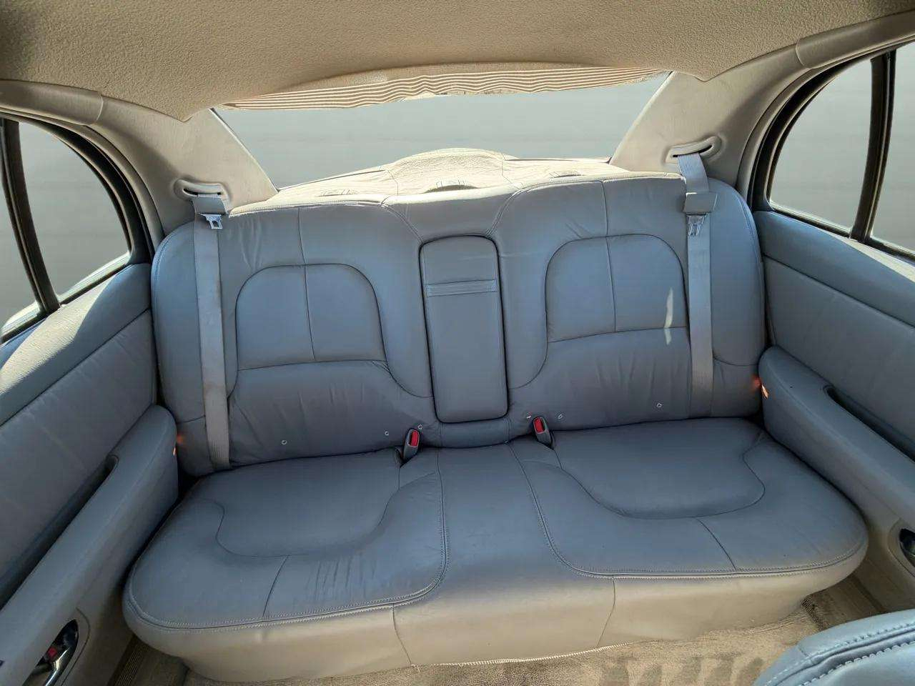 Buick Park Avenue 4dr Sdn 2004