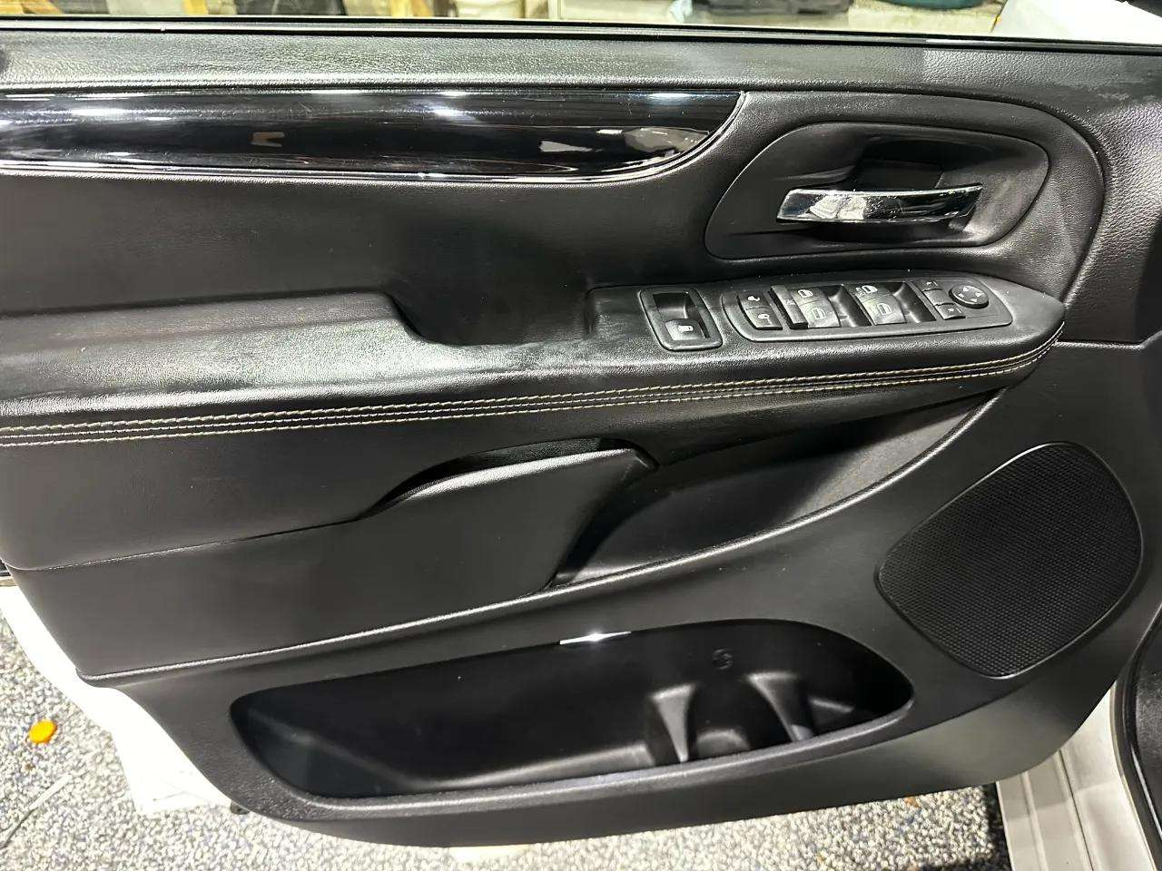 Dodge Grand Caravan SE Plus Wagon 2017