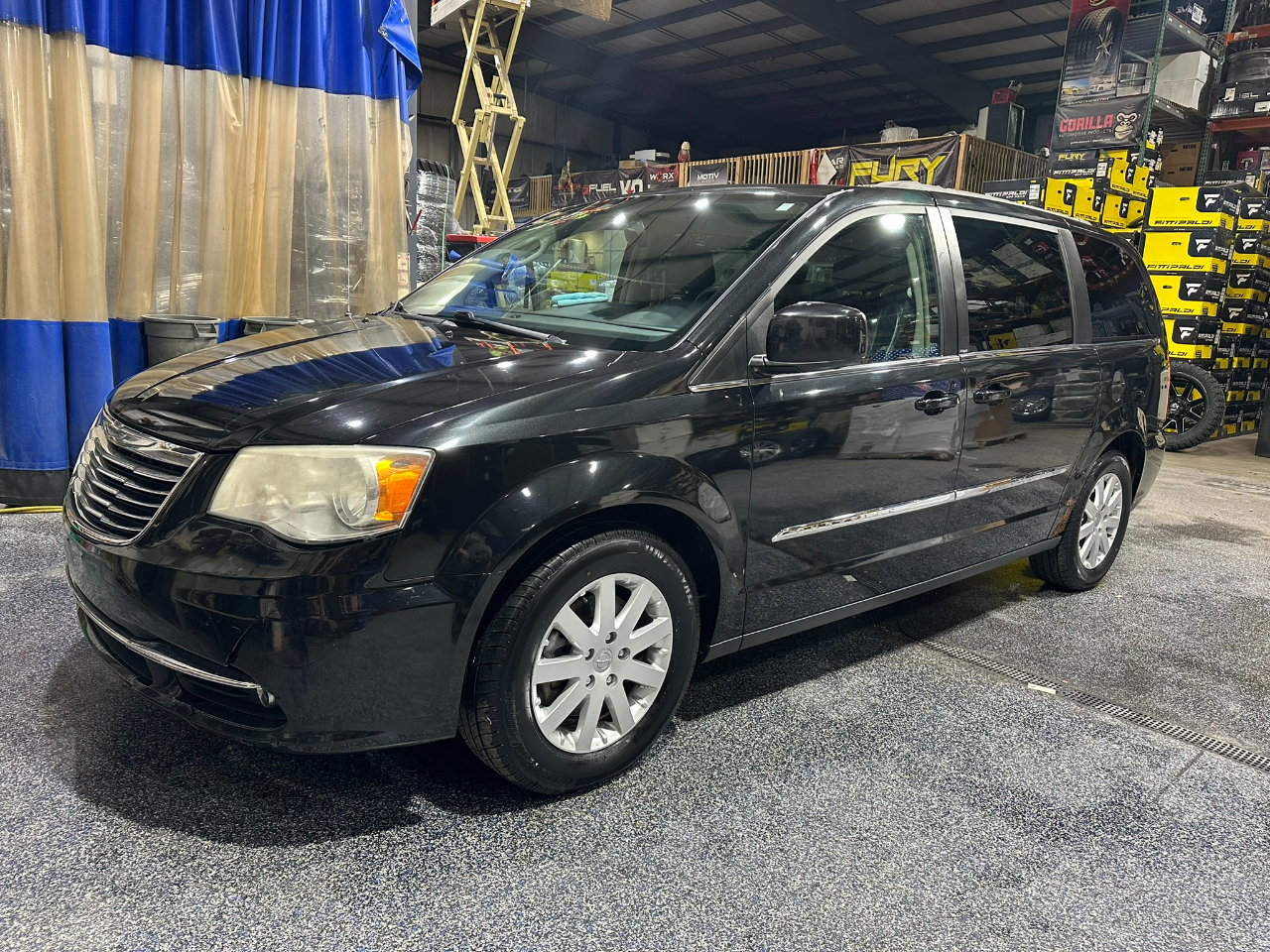 2013 Chrysler Town & Country Touring