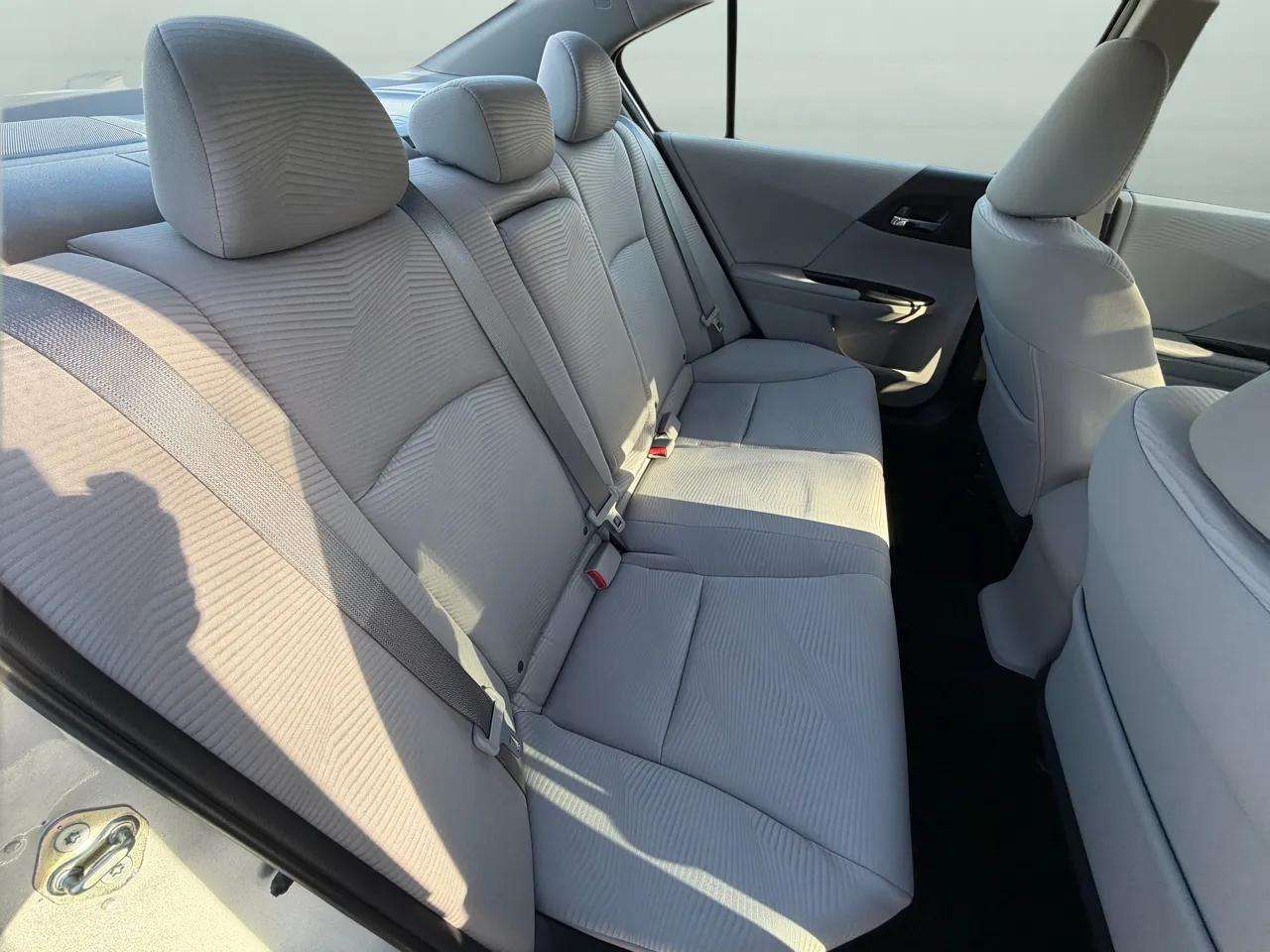 Honda Accord Sedan 4dr I4 CVT LX 2015