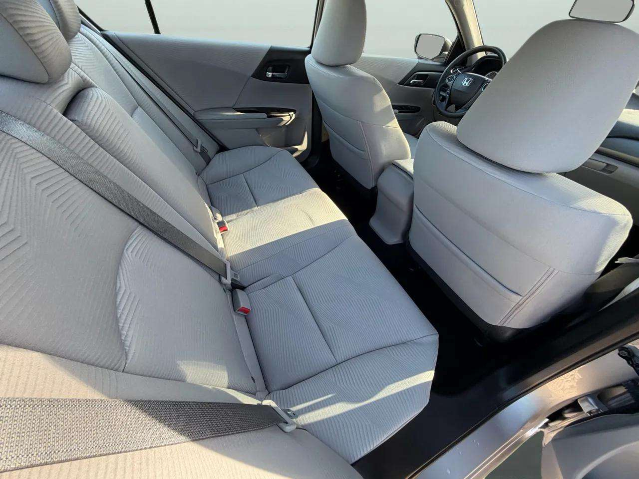 Honda Accord Sedan 4dr I4 CVT LX 2015