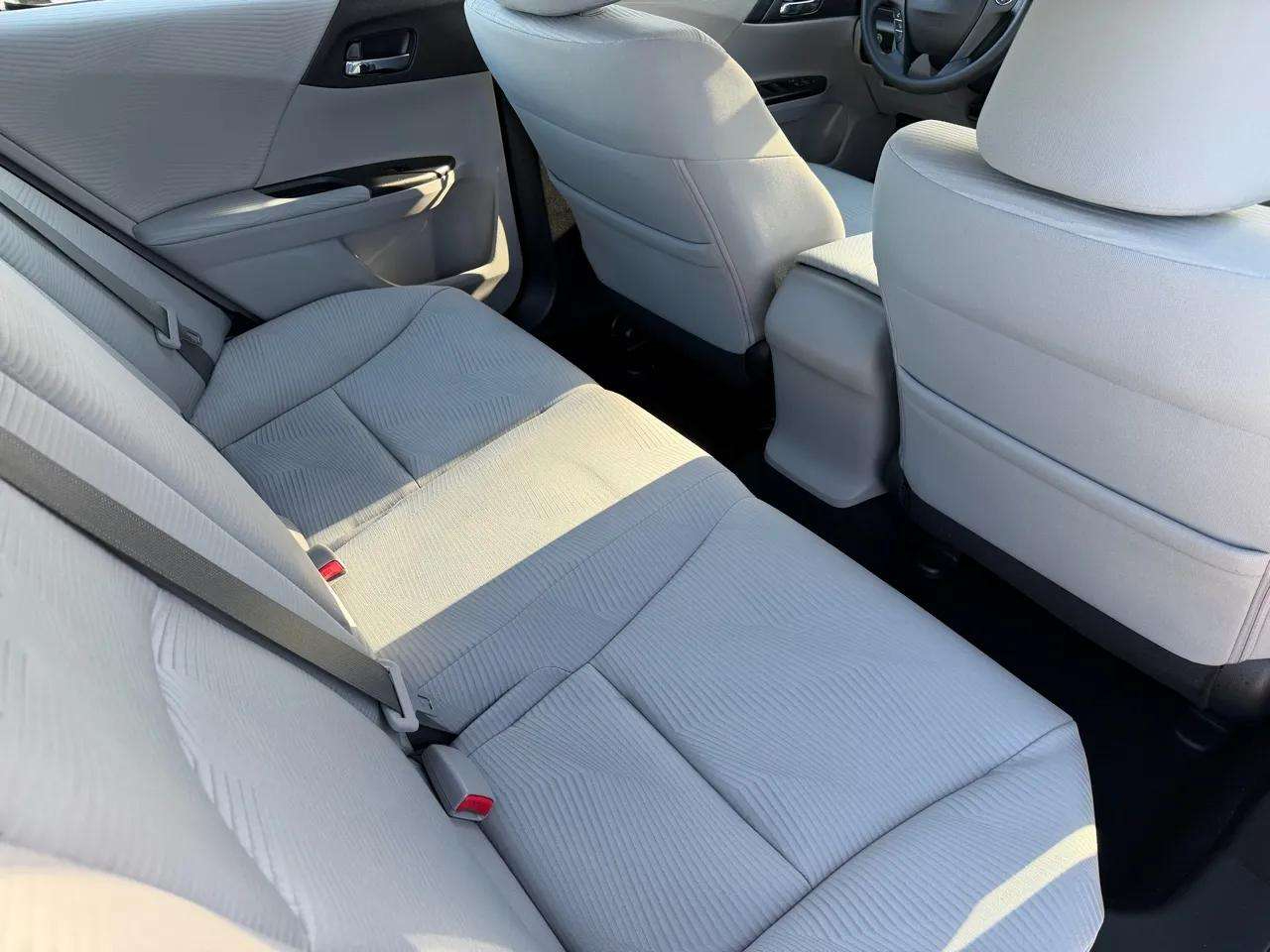 Honda Accord Sedan 4dr I4 CVT LX 2015