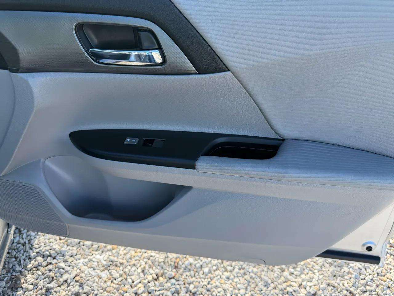 Honda Accord Sedan 4dr I4 CVT LX 2015