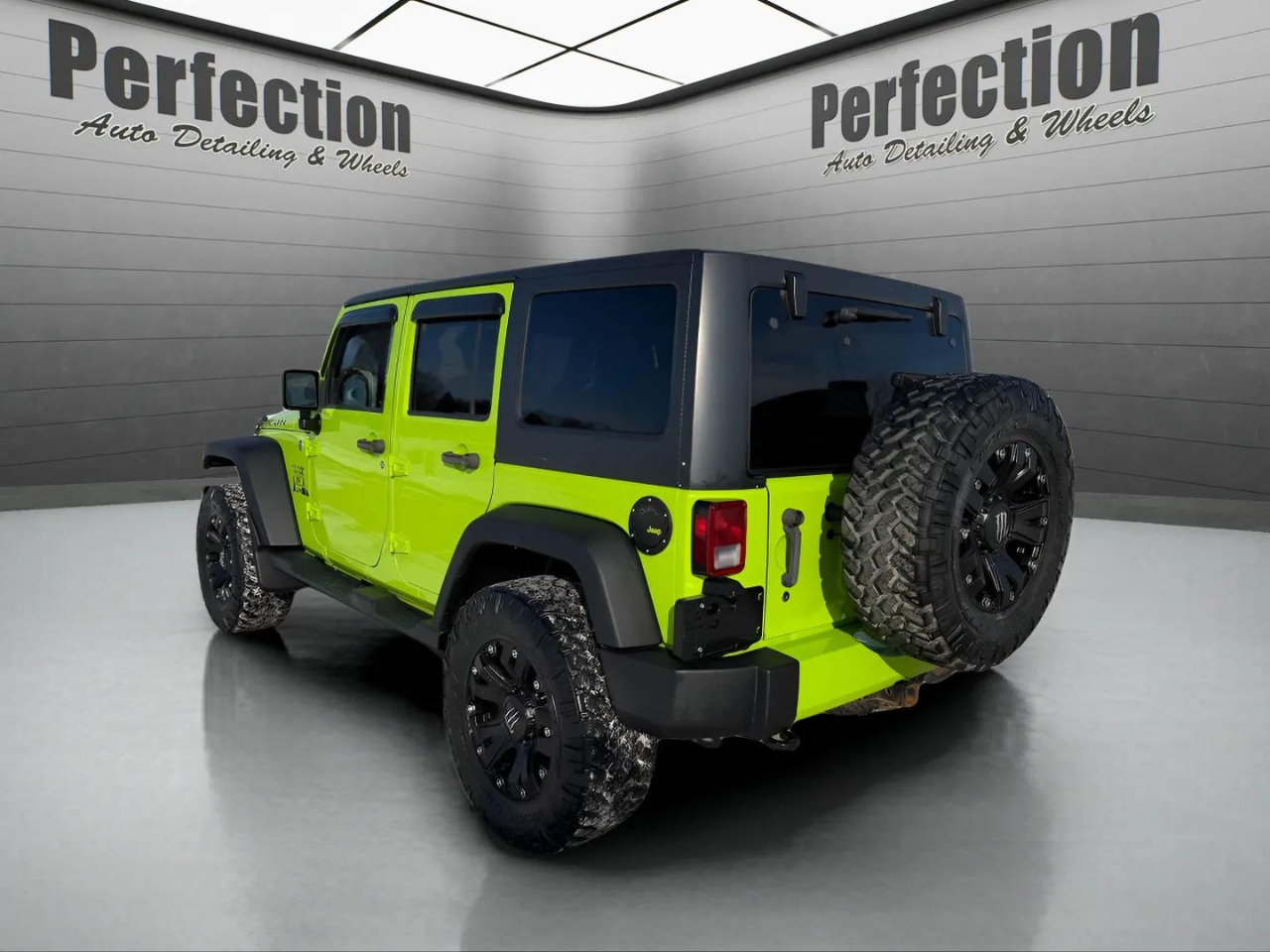 Jeep Wrangler Unlimited 4WD 4dr Sport 2012