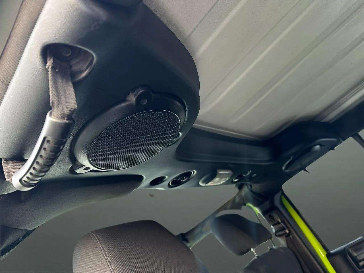 Jeep Wrangler Unlimited 4WD 4dr Sport 2012