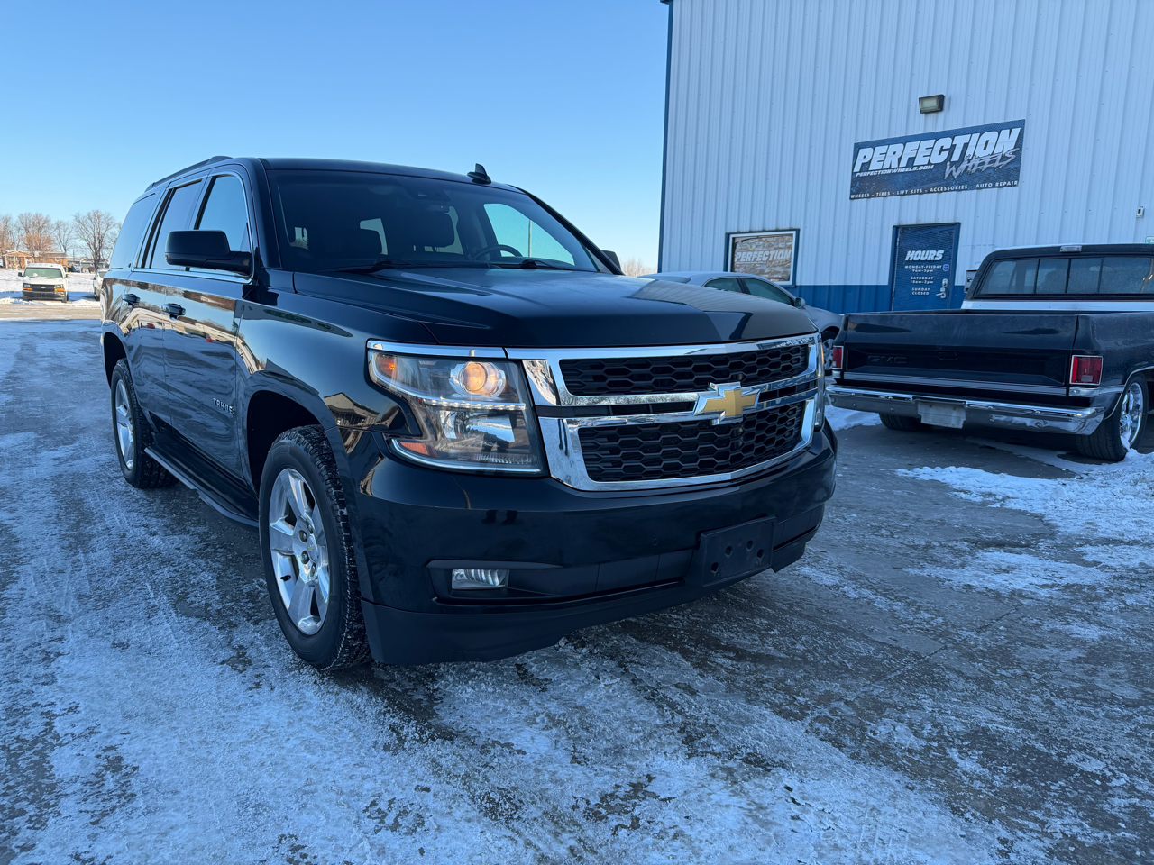 Chevrolet Tahoe 4WD 4dr LT 2015