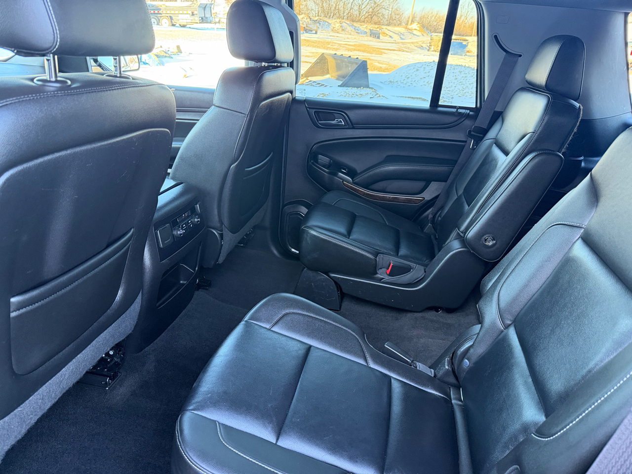 Chevrolet Tahoe 4WD 4dr LT 2015