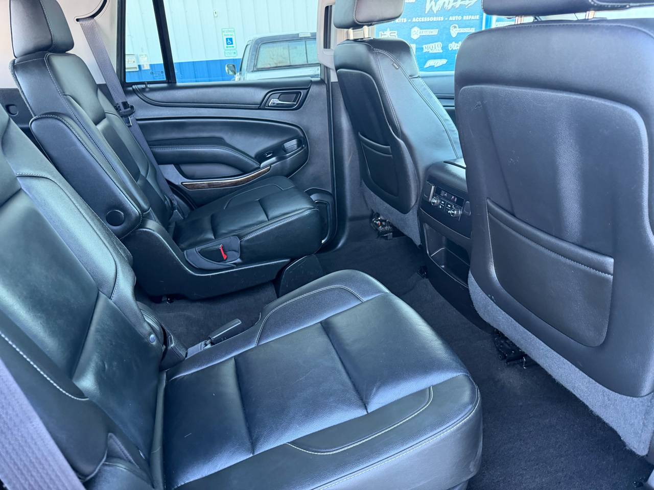 Chevrolet Tahoe 4WD 4dr LT 2015