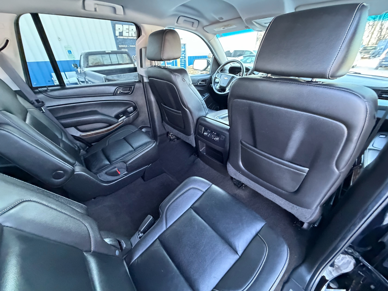 Chevrolet Tahoe 4WD 4dr LT 2015