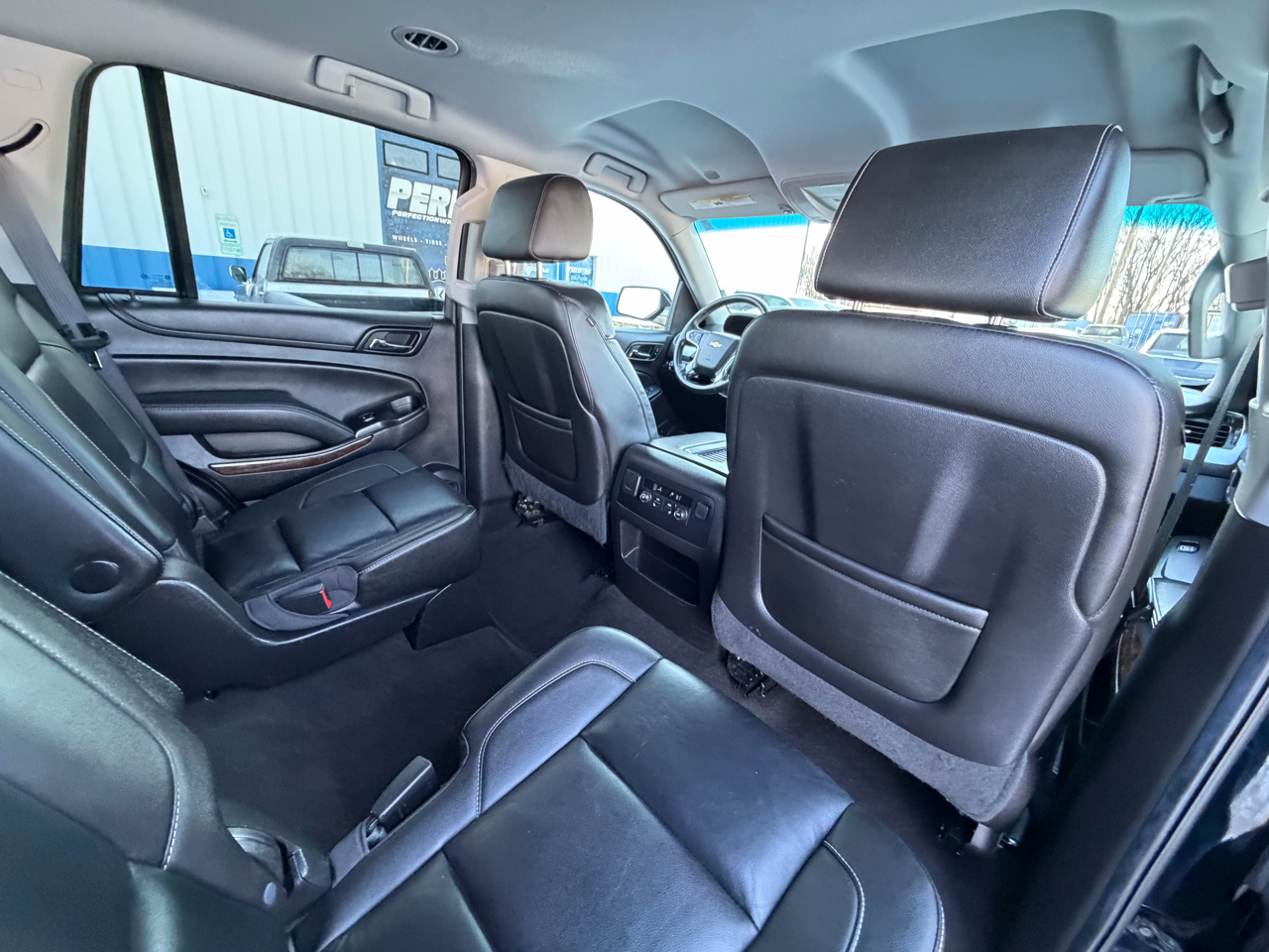 Chevrolet Tahoe 4WD 4dr LT 2015