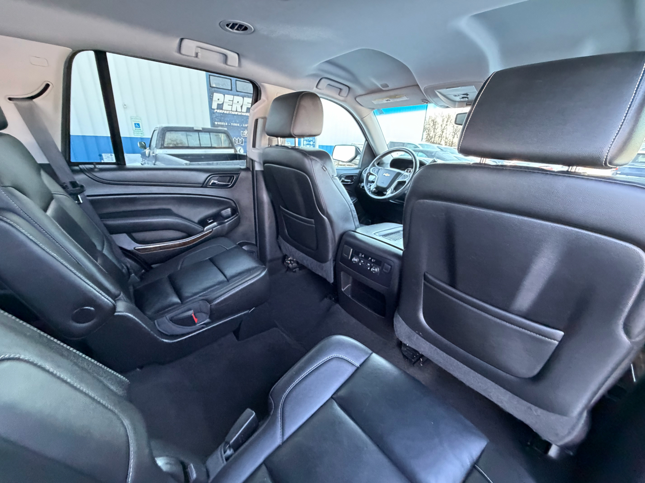 Chevrolet Tahoe 4WD 4dr LT 2015