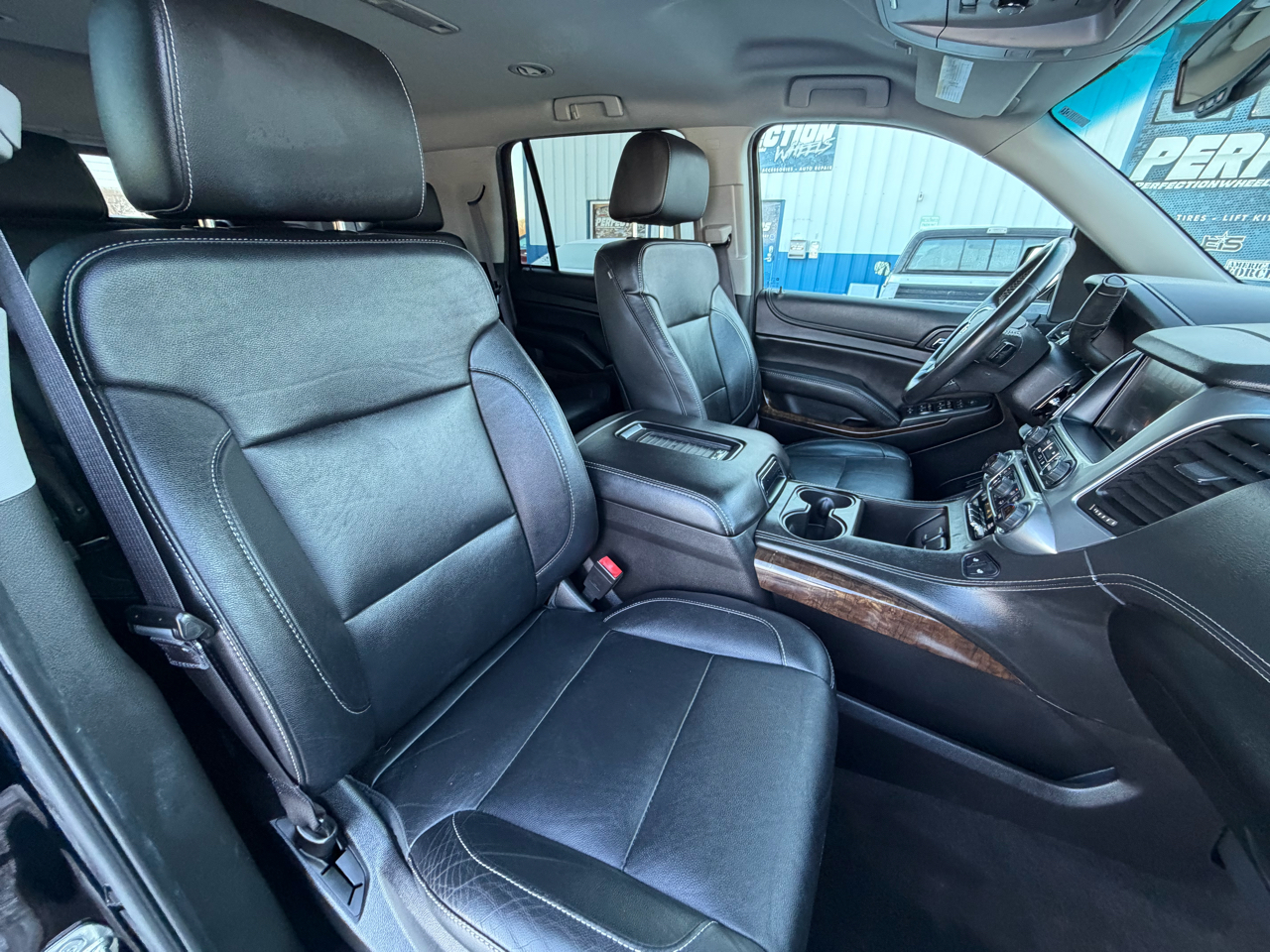 Chevrolet Tahoe 4WD 4dr LT 2015