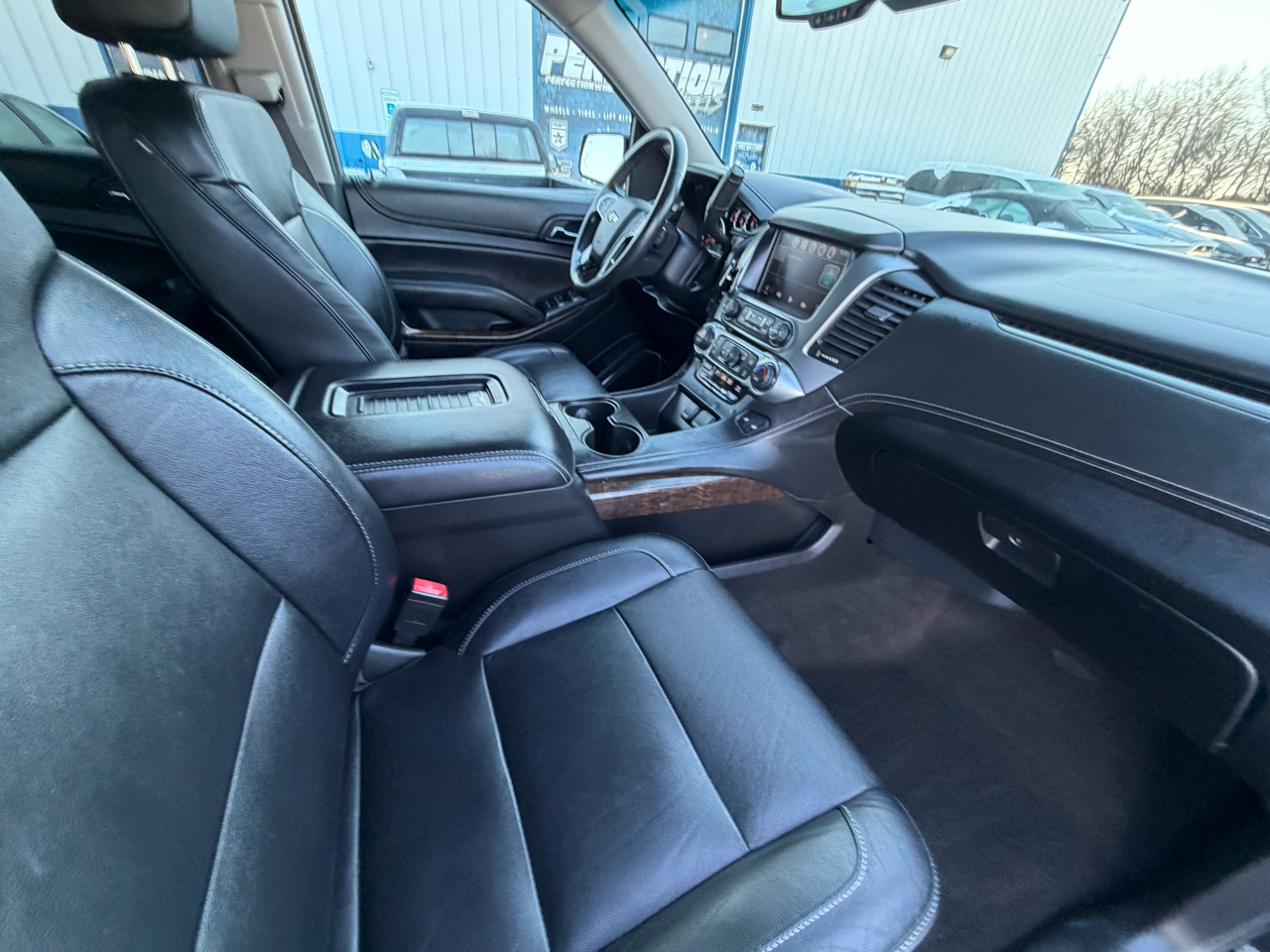 Chevrolet Tahoe 4WD 4dr LT 2015