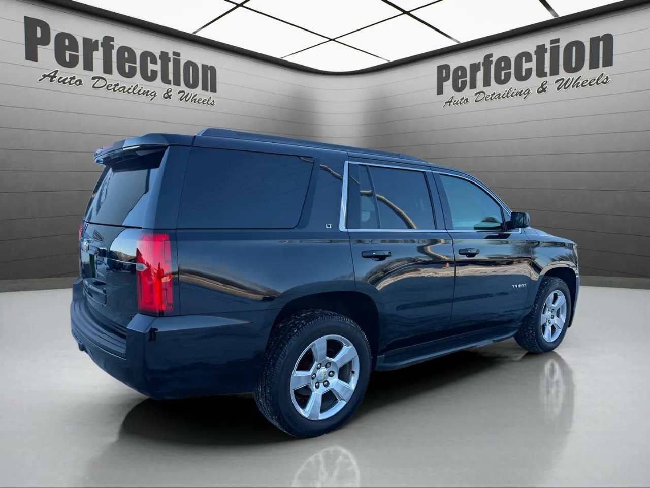Chevrolet Tahoe 4WD 4dr LT 2015