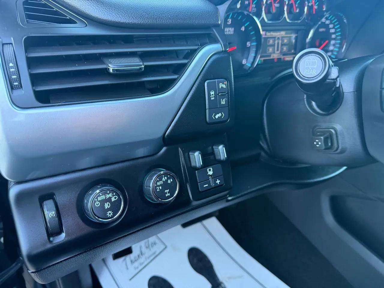 Chevrolet Tahoe 4WD 4dr LT 2015