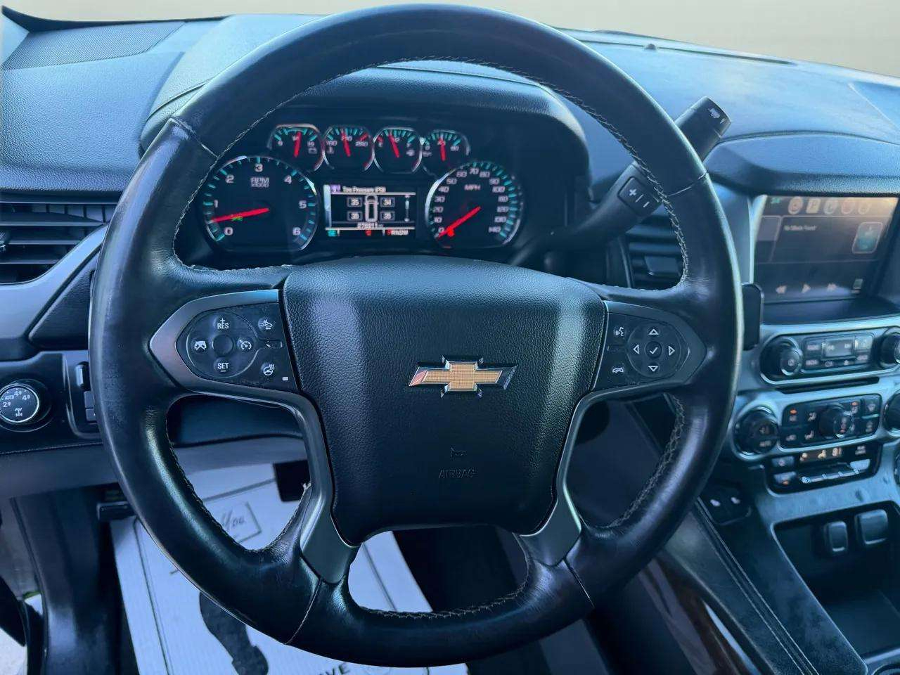 Chevrolet Tahoe 4WD 4dr LT 2015