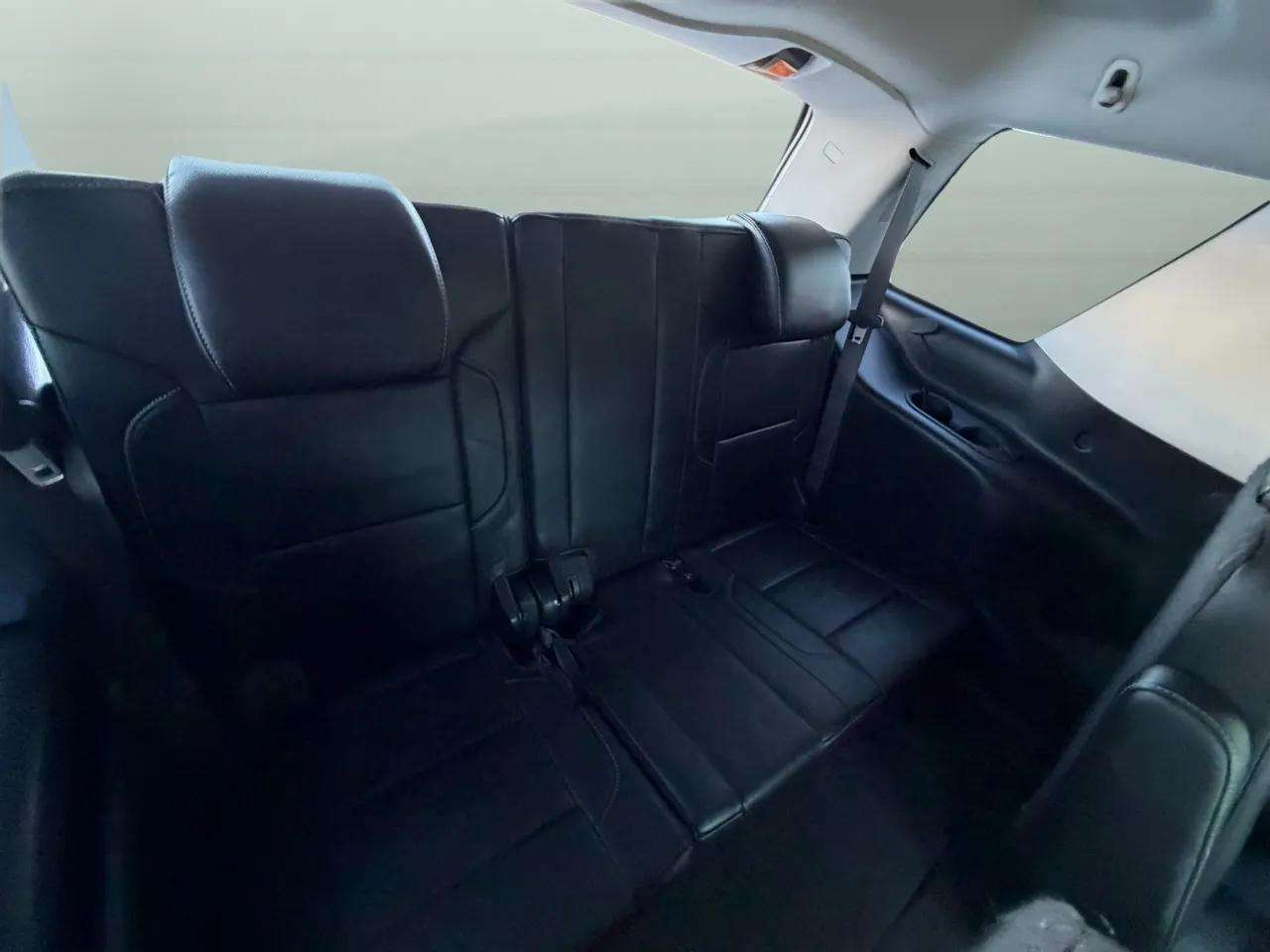 Chevrolet Tahoe 4WD 4dr LT 2015