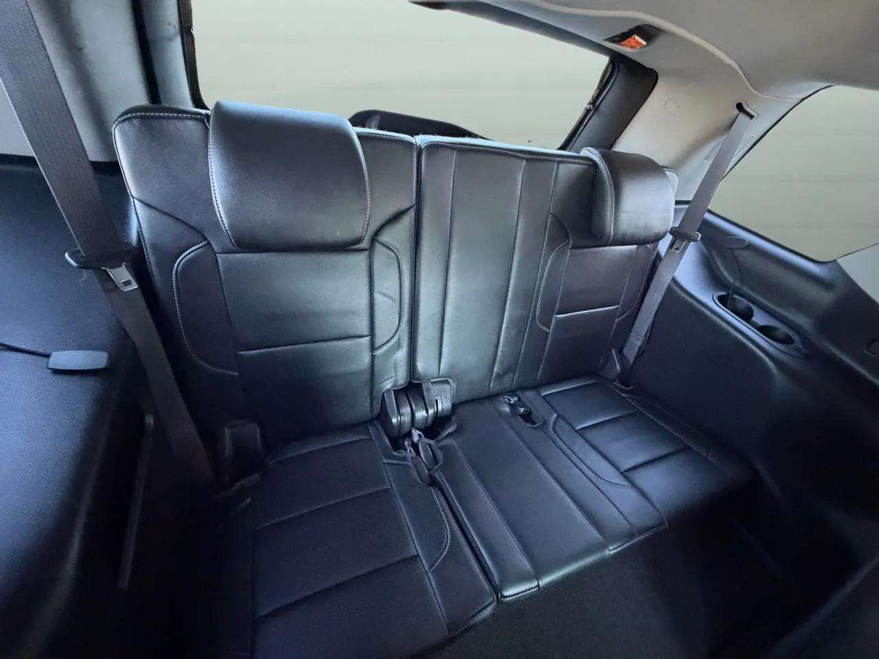 Chevrolet Tahoe 4WD 4dr LT 2015