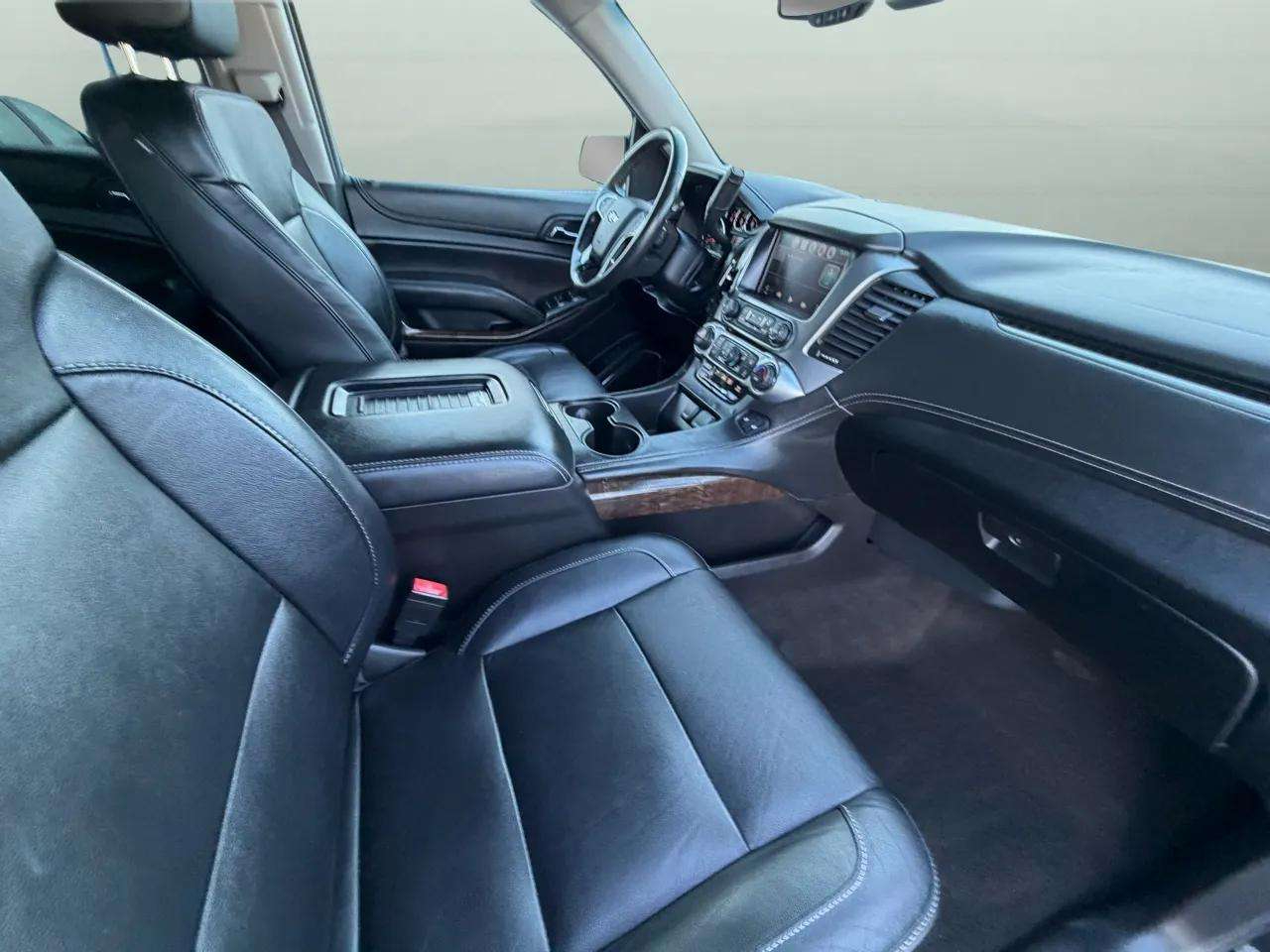 Chevrolet Tahoe 4WD 4dr LT 2015