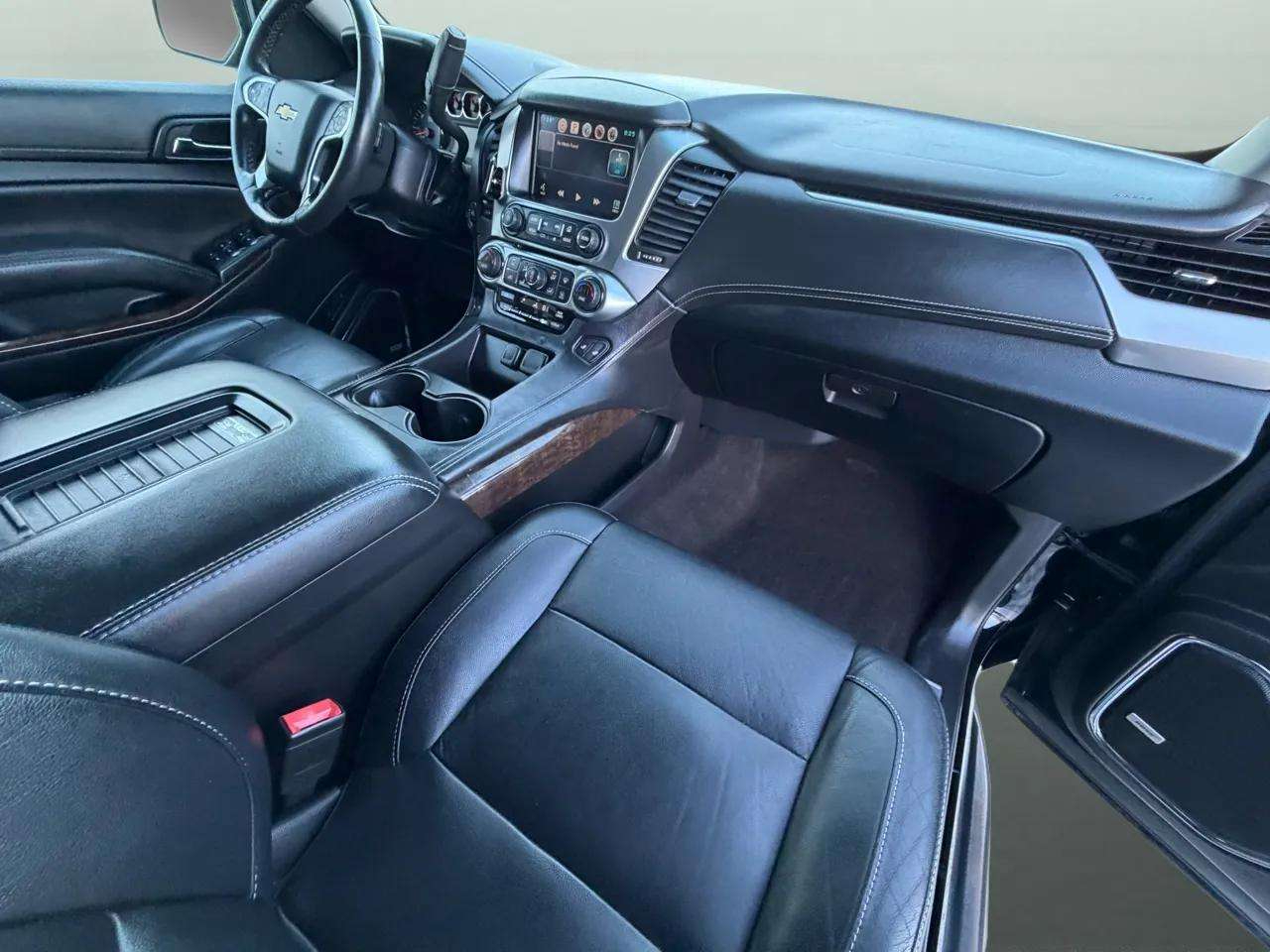 Chevrolet Tahoe 4WD 4dr LT 2015