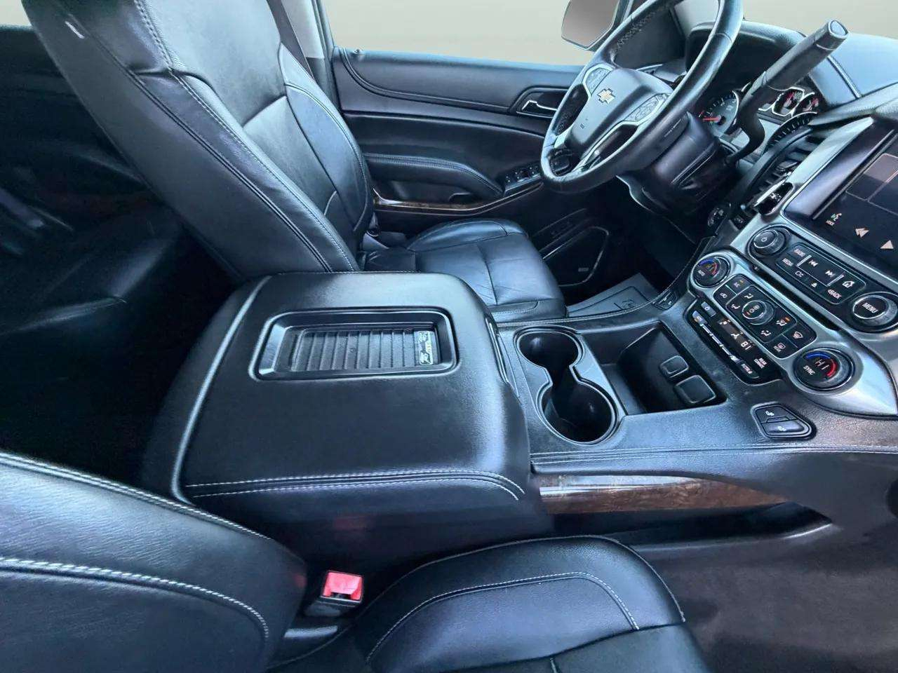 Chevrolet Tahoe 4WD 4dr LT 2015