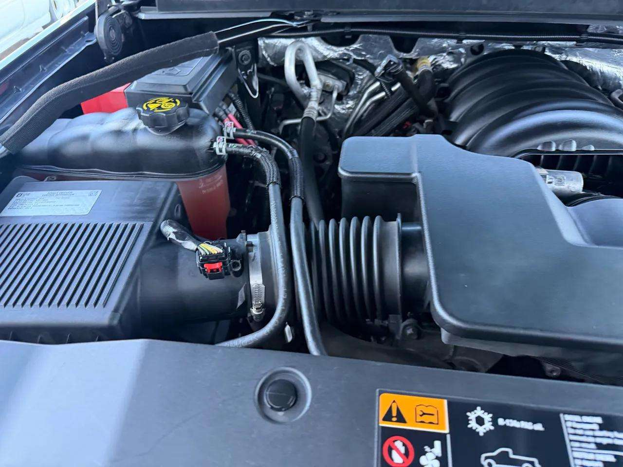 Chevrolet Tahoe 4WD 4dr LT 2015