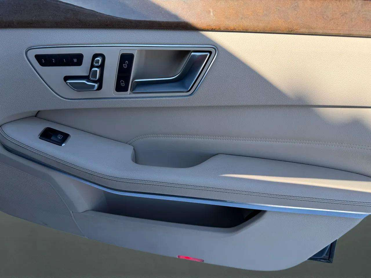 Mercedes-Benz E-Class 4dr Sdn E 350 Sport 4MATIC 2014