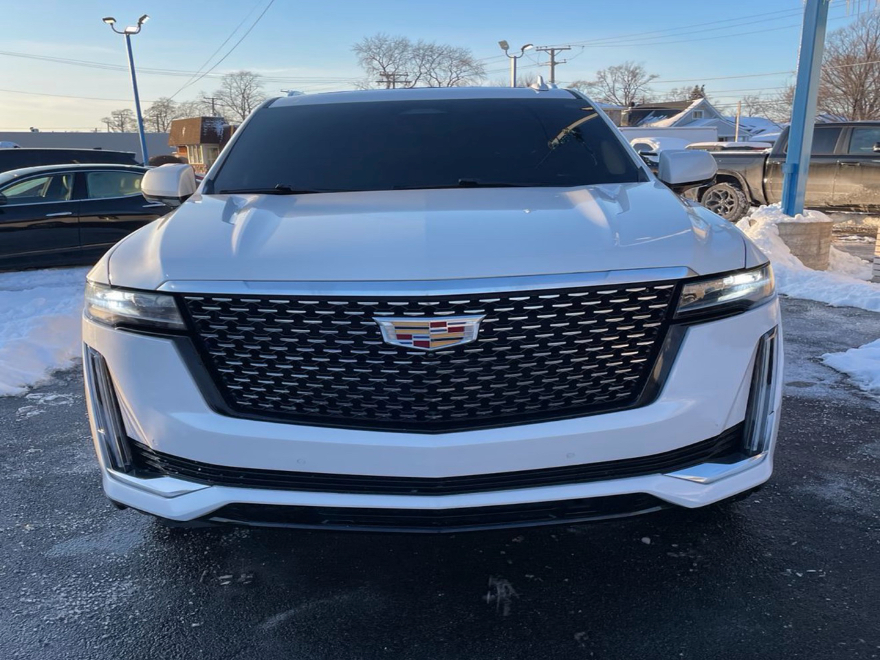 Cadillac Escalade 4WD 4dr Premium Luxury 2021