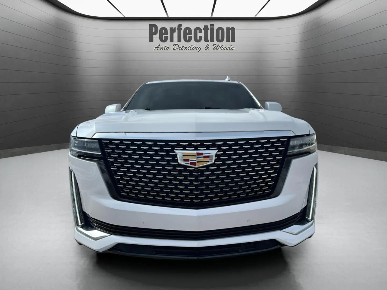 Cadillac Escalade 4WD 4dr Premium Luxury 2021