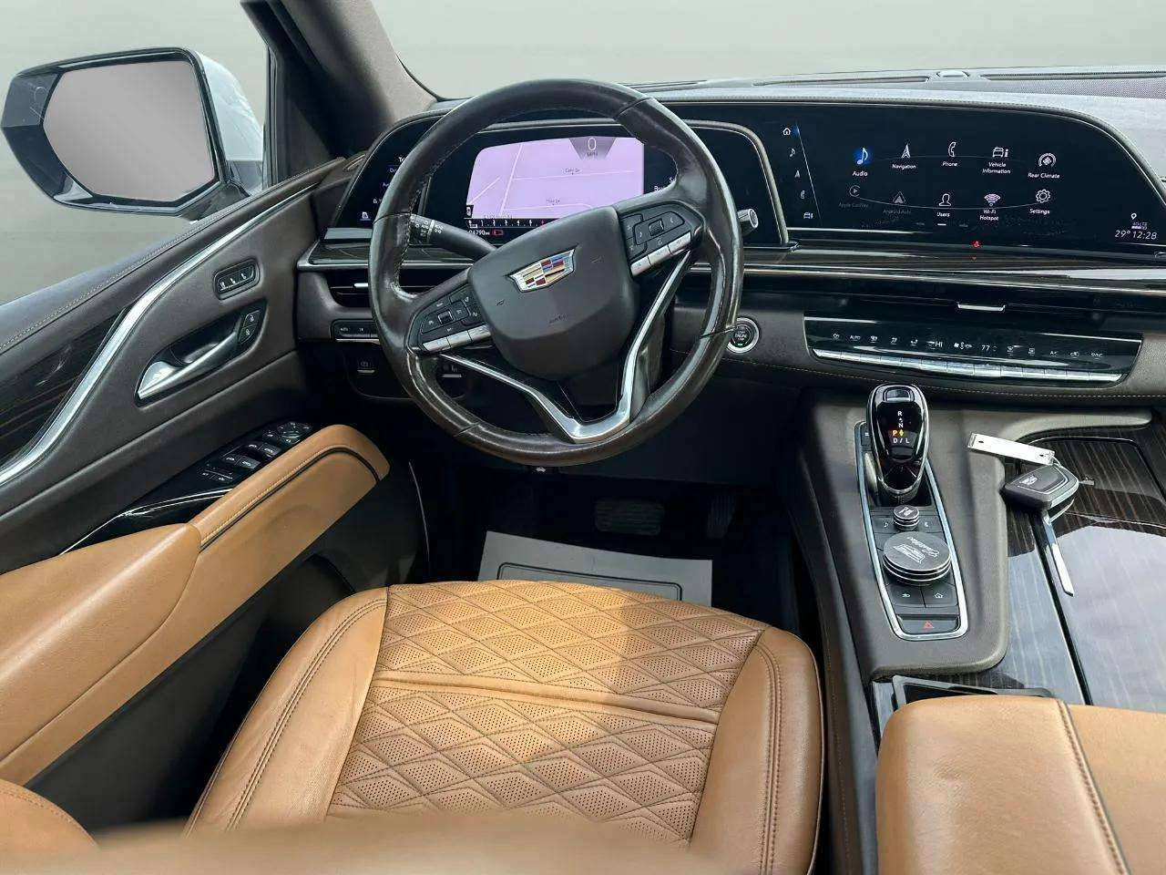 Cadillac Escalade 4WD 4dr Premium Luxury 2021