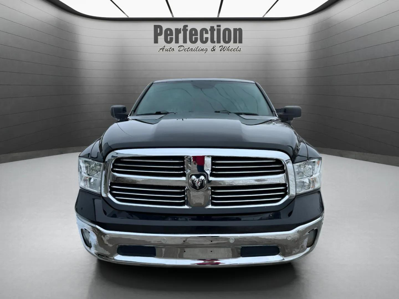 RAM 1500 Big Horn 4x4 Crew Cab 5'7" Box 2017