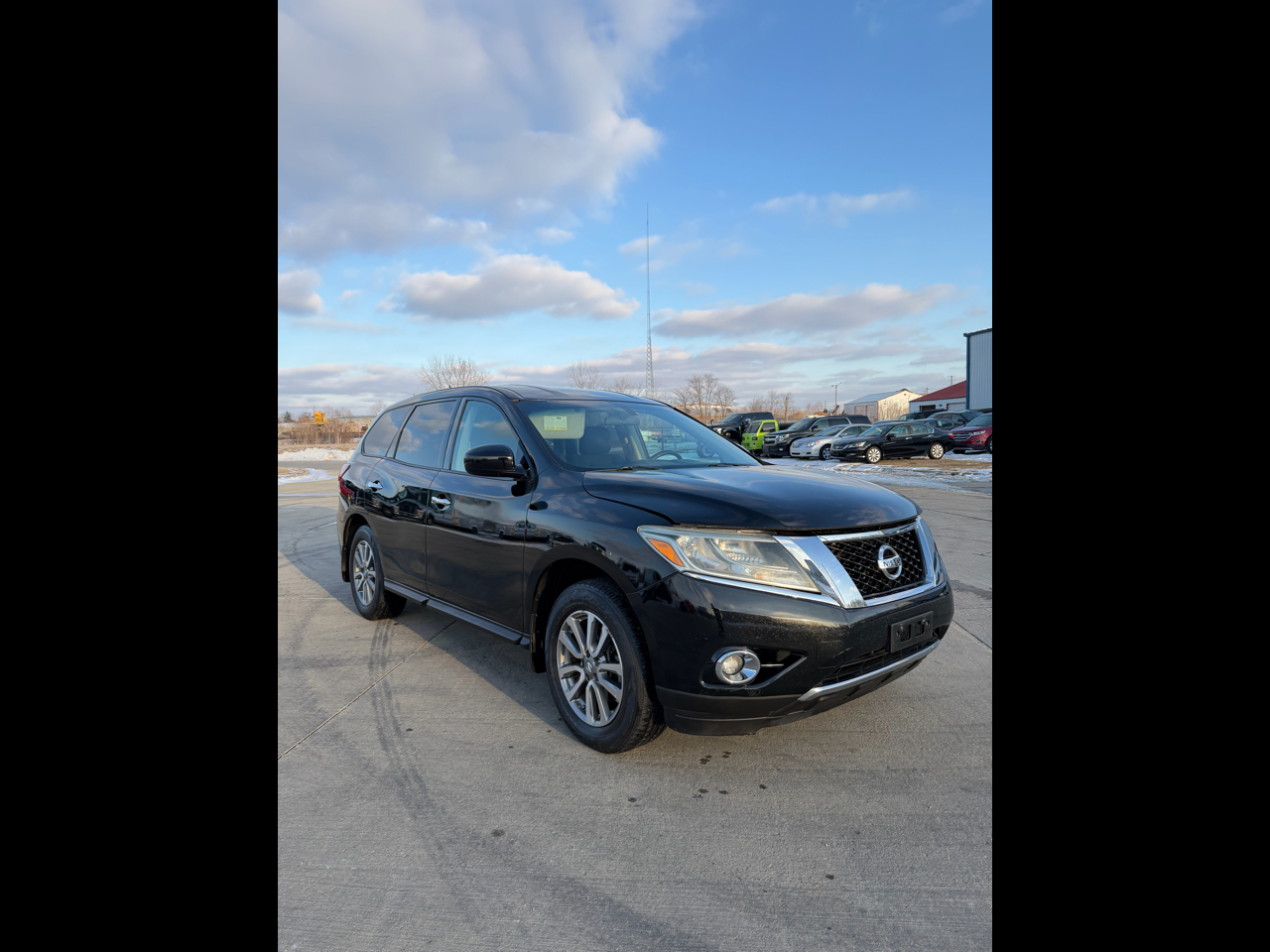 Nissan Pathfinder 2WD 4dr S 2013