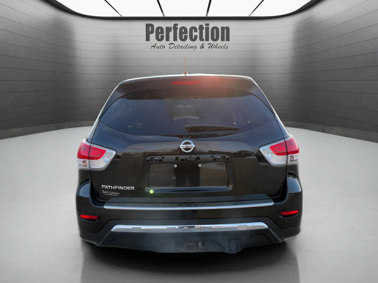 Nissan Pathfinder 2WD 4dr S 2013