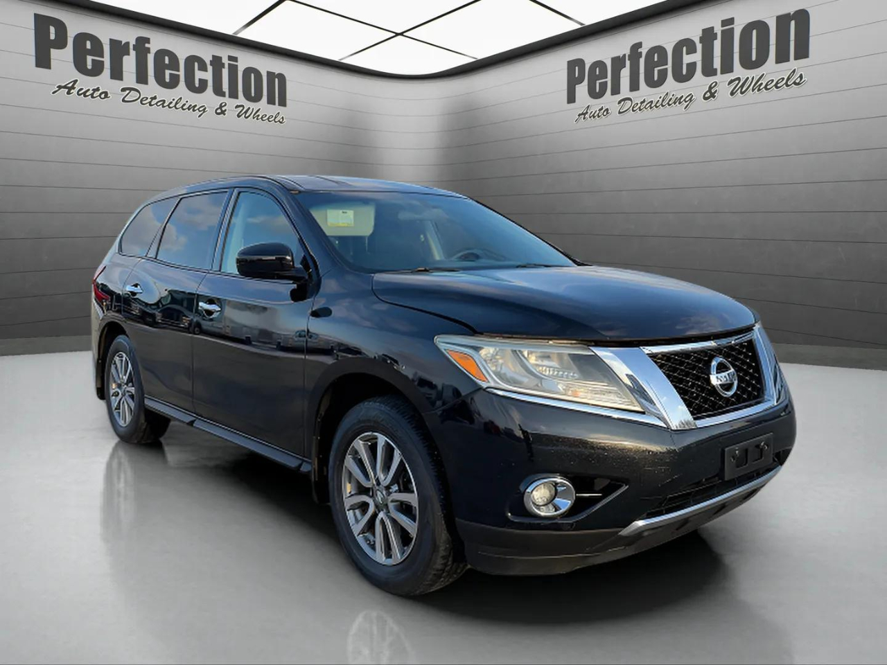 Nissan Pathfinder 2WD 4dr S 2013
