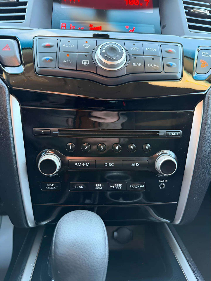 Nissan Pathfinder 2WD 4dr S 2013