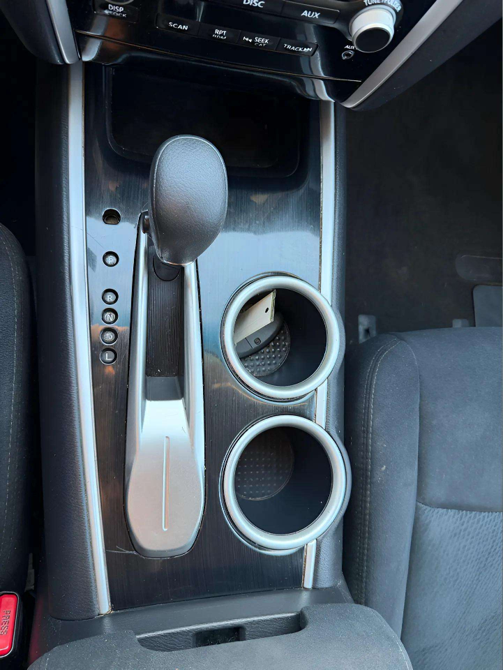 Nissan Pathfinder 2WD 4dr S 2013