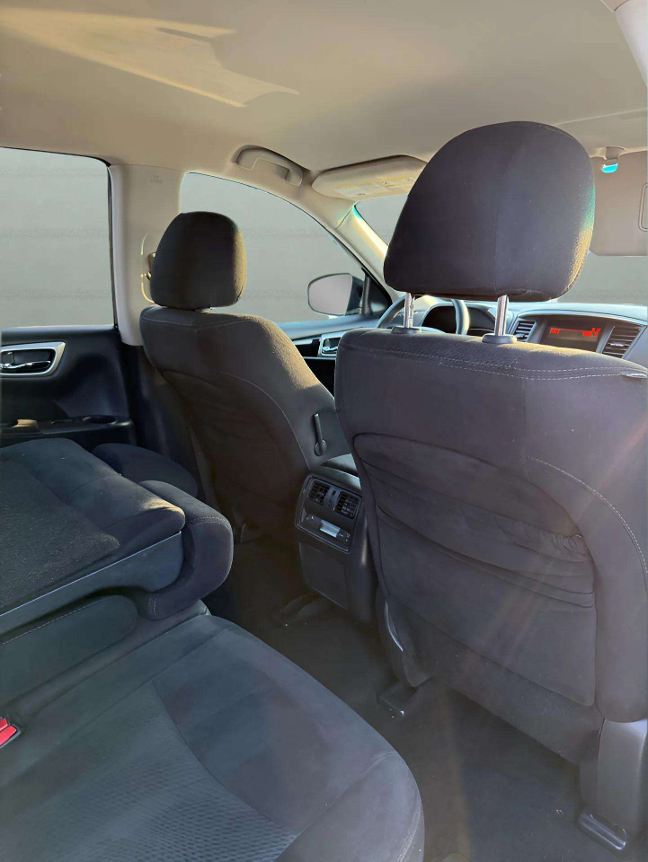 Nissan Pathfinder 2WD 4dr S 2013