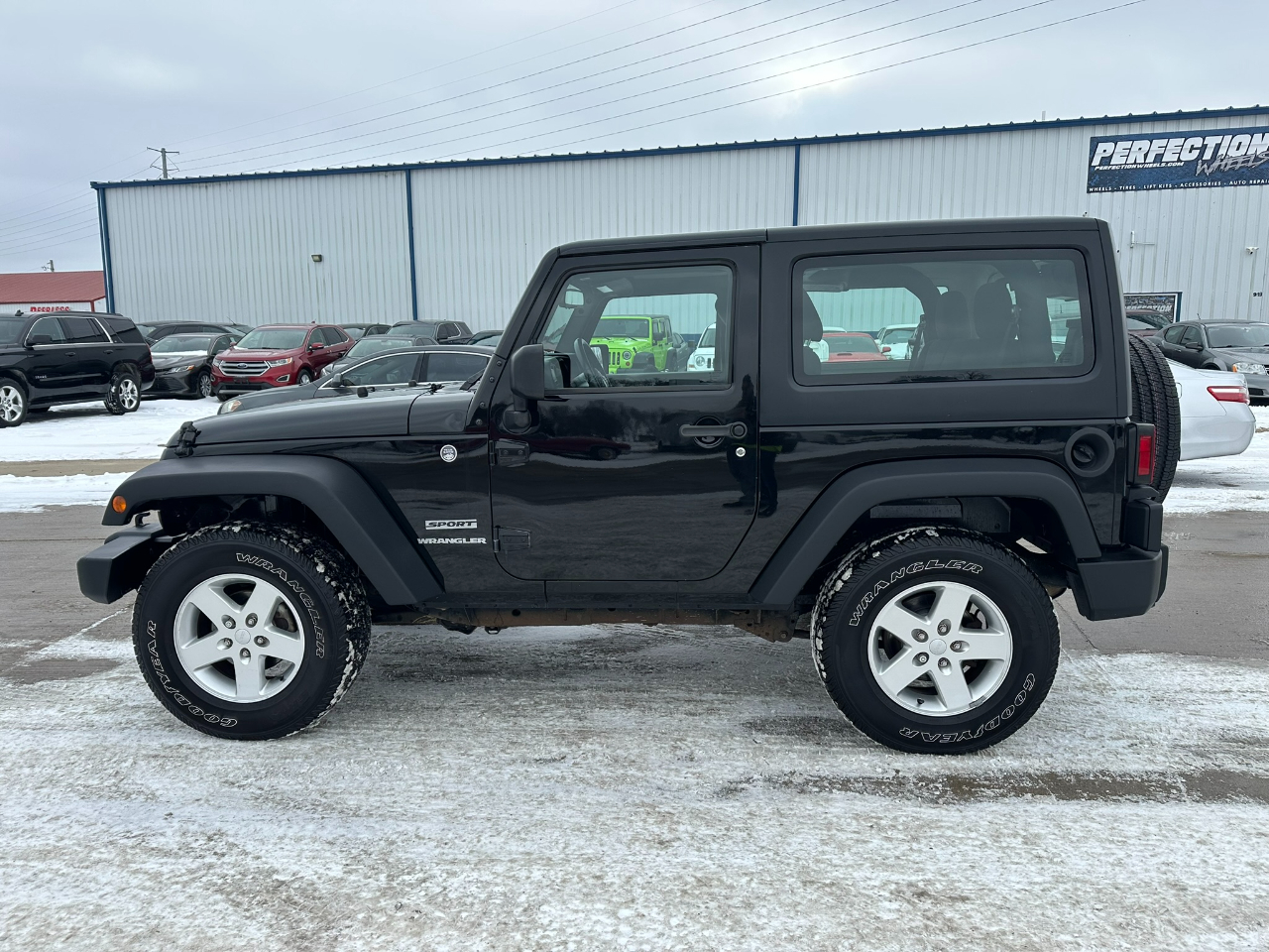 Jeep Wrangler 4WD 2dr Sport 2015