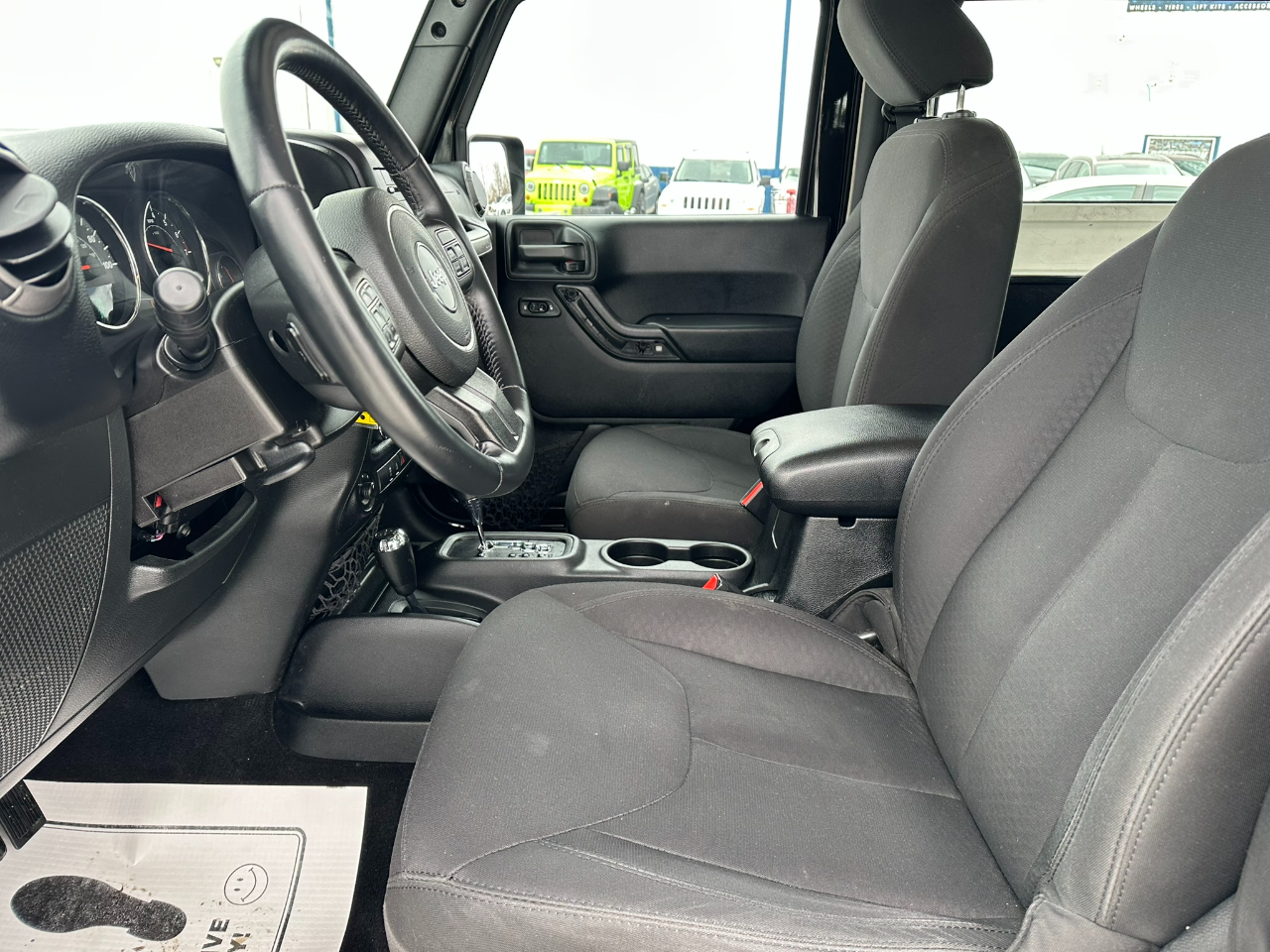 Jeep Wrangler 4WD 2dr Sport 2015