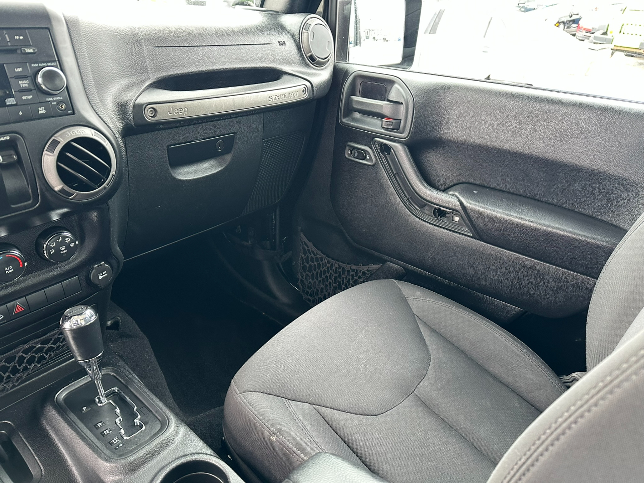 Jeep Wrangler 4WD 2dr Sport 2015