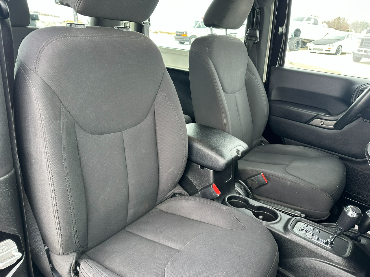 Jeep Wrangler 4WD 2dr Sport 2015