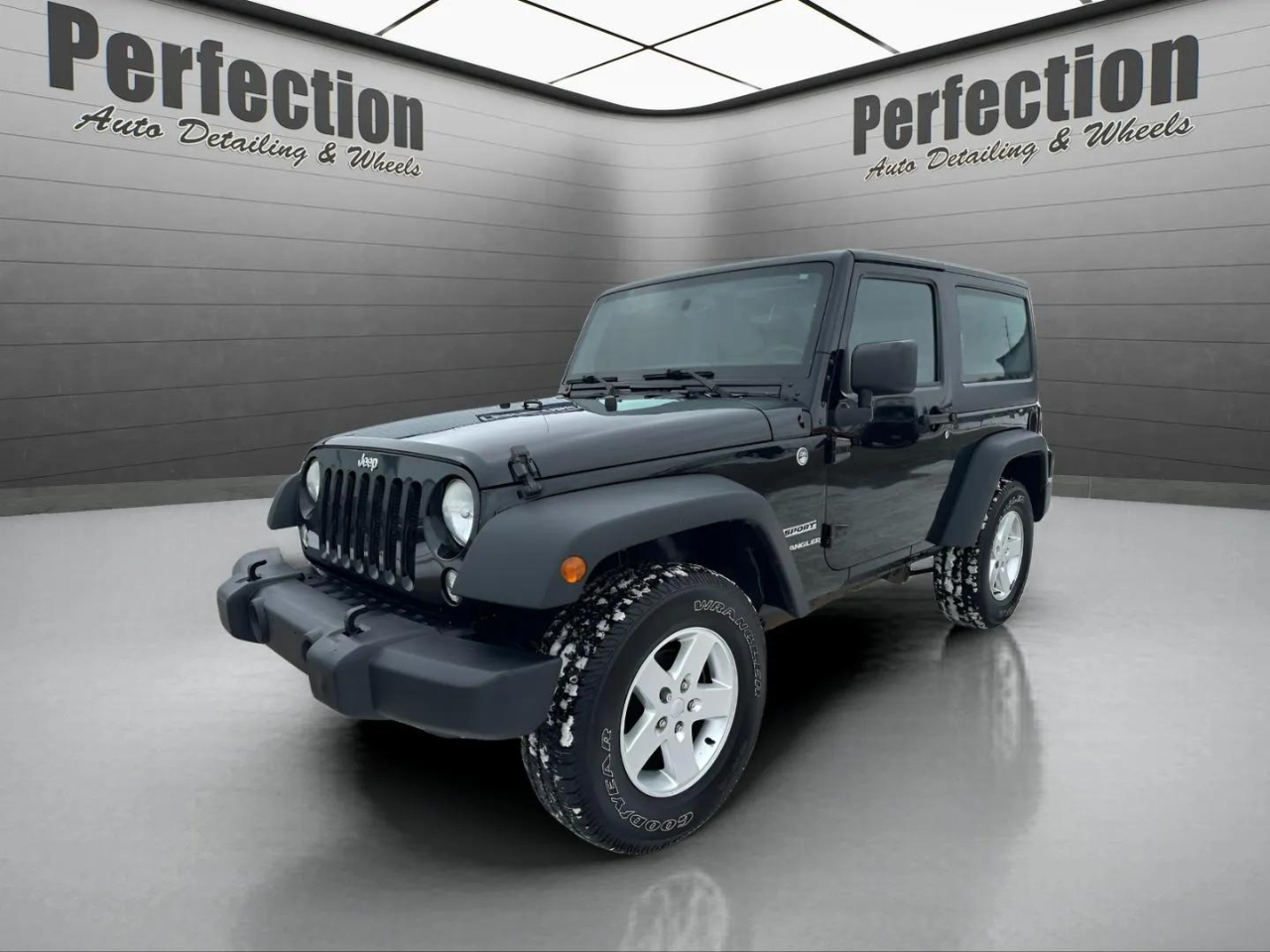 Jeep Wrangler 4WD 2dr Sport 2015