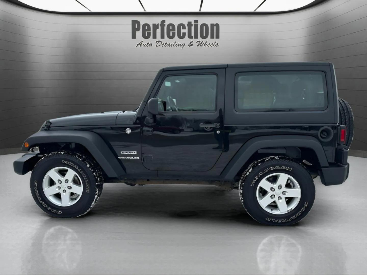 Jeep Wrangler 4WD 2dr Sport 2015